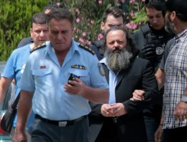 Το είδαμε κι αυτό: Μετοχές του Σώρρα δήθεν αξίας 5 τρισ. ευρώ πωλούνται στο διαδίκτυο ως συλλεκτικές